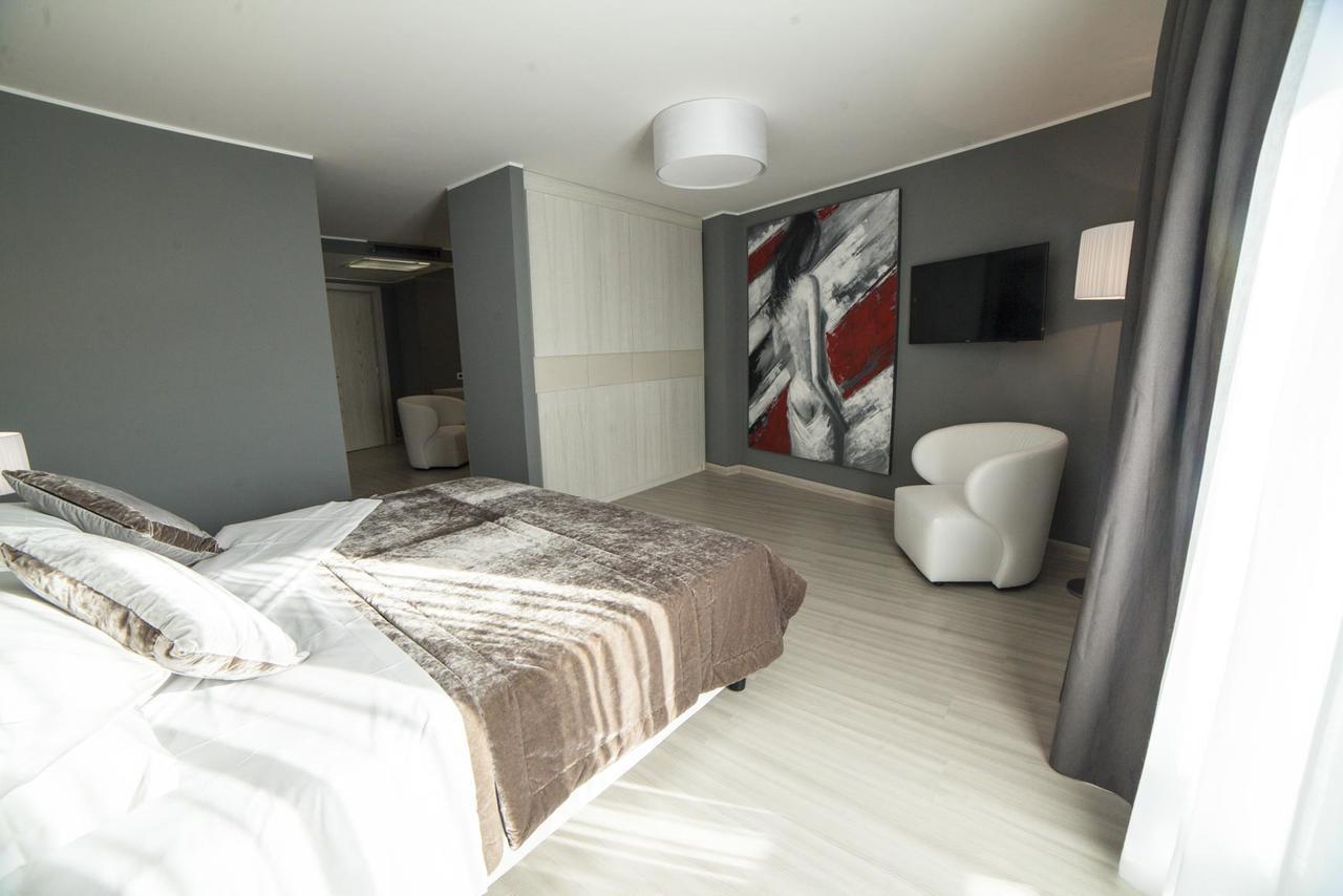 National Park Hotel & Spa Cotronei Luaran gambar
